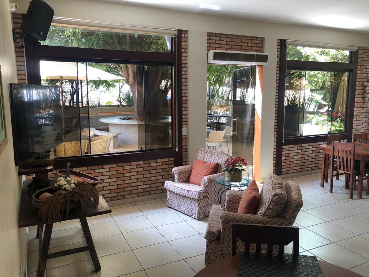 Hotel Das Palmeiras Paracatu Eksteriør billede